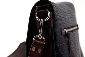 Two-tone Buffalo Leather Messenger Bag - Onyx/Walnut