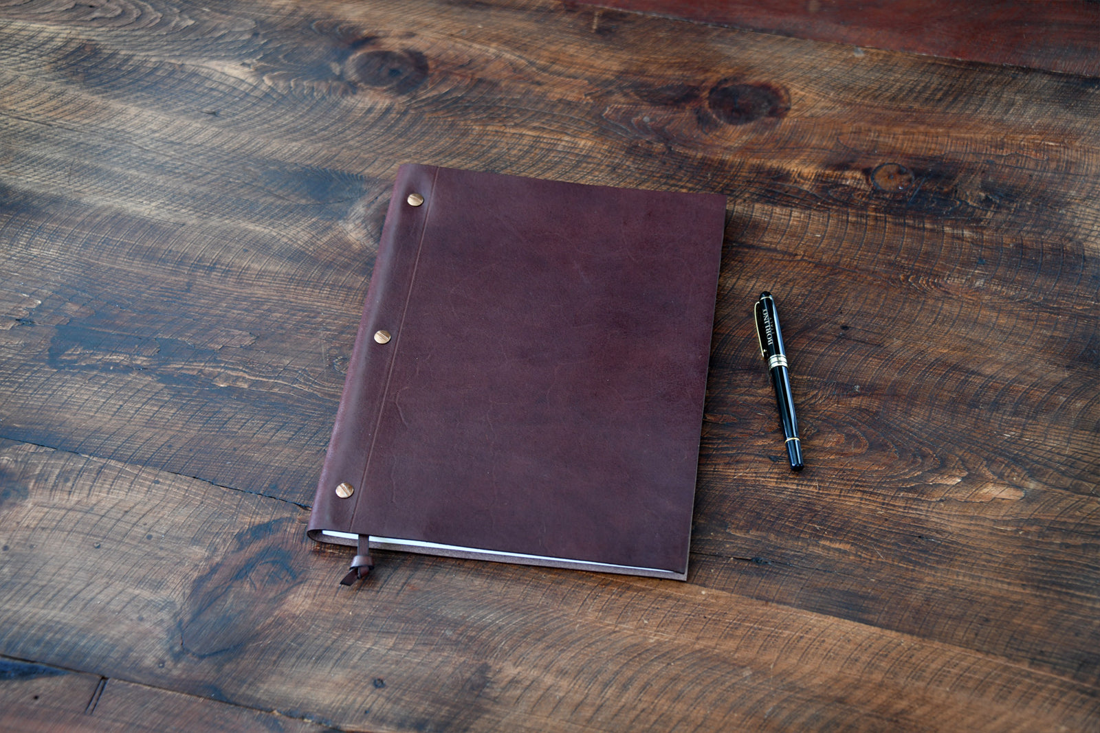 Large 3 - Screw Vachetta Leather Journal - Walnut Brown - Borlino
