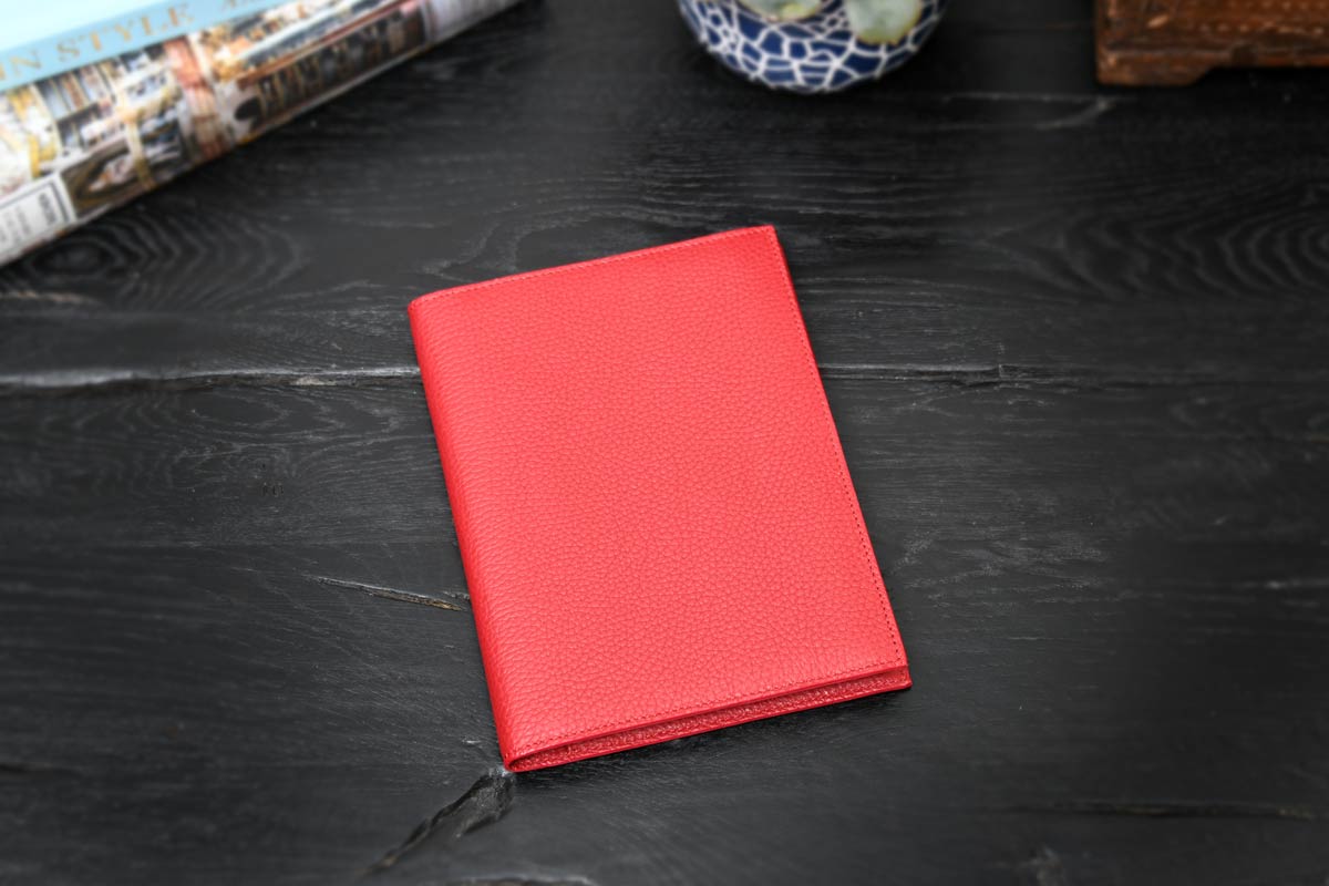 Pebble Calf Leather Medium - Size Padfolio - Lava Red - Borlino