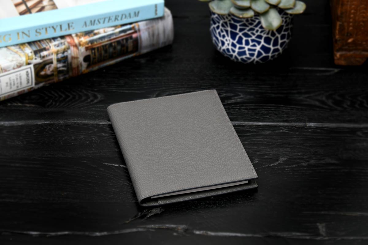 Handmade Corporate Embossed Leather Gifts