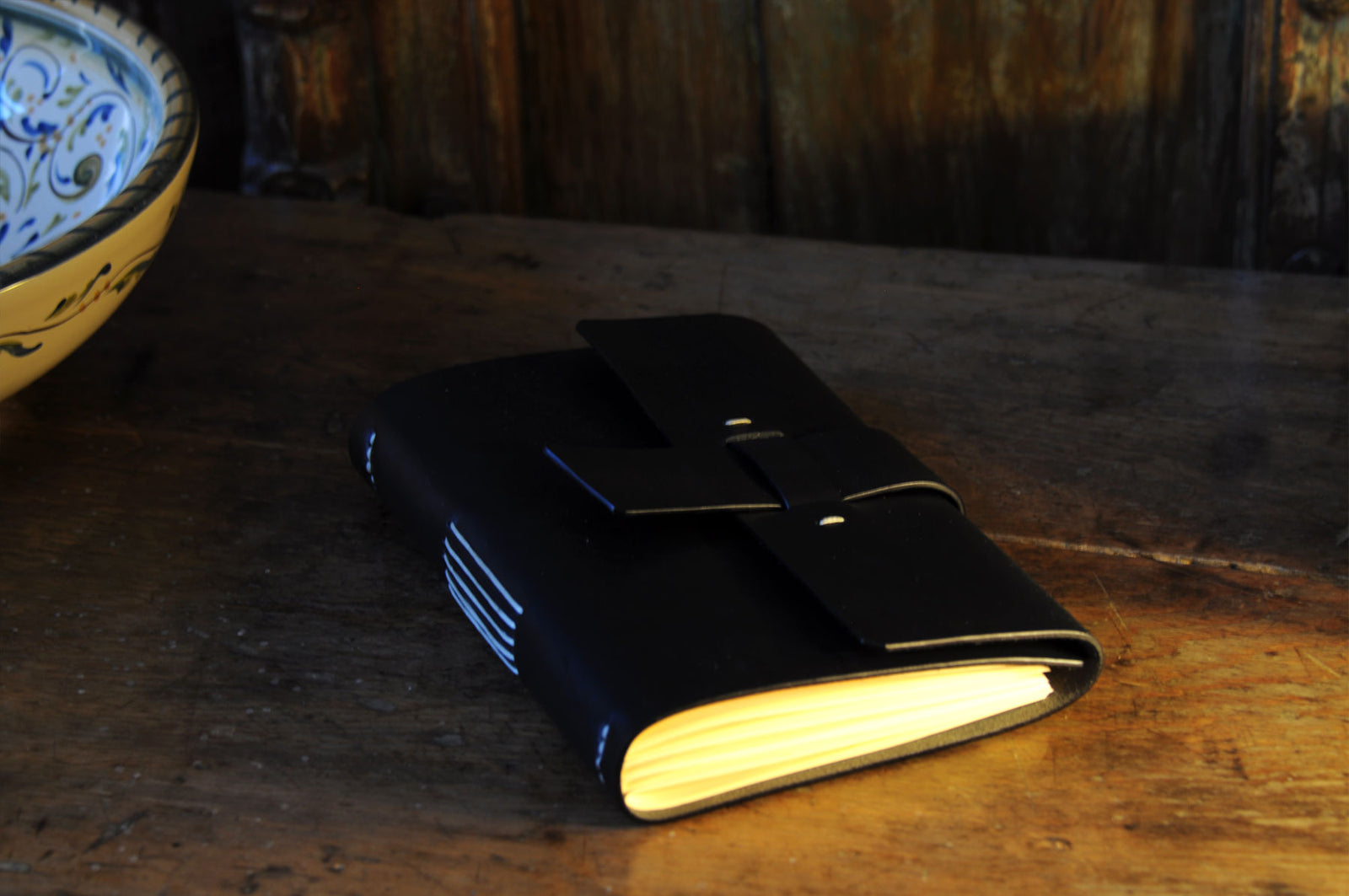 Vachetta Italian Leather Handmade Snap - Close Journal - Onyx - Borlino