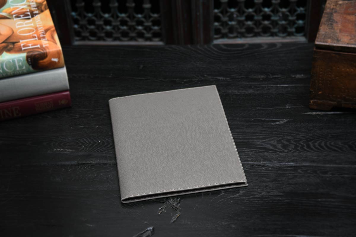 Handmade Corporate Embossed Leather Gifts