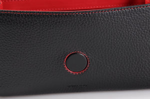 Clutch de cuero italiano hecho a mano - Roma - Negro ónix - Adornos en rojo lava