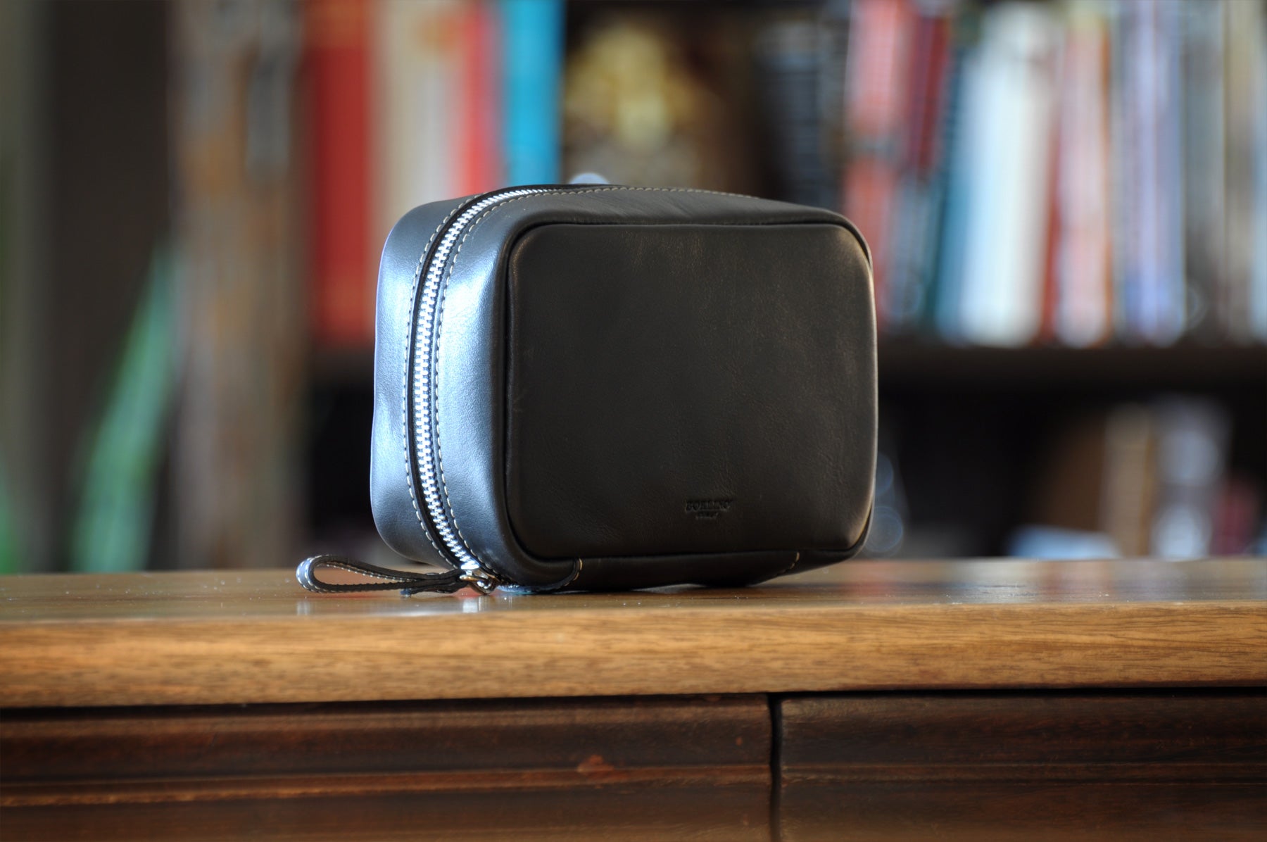 Tech Kit - Handmade Calf Leather Carryall Tech Kit II - Onyx - Borlino