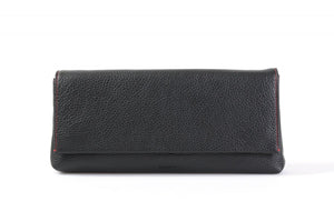 Clutch de cuero italiano hecho a mano - Rimini - Negro ónix - Adornos en rojo lava